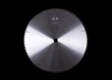lingkaran Aluminium Cutting Saw Blades Akurasi Tinggi ketebalan 3.6mm
