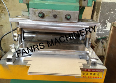 Kotak Kertas Fixing Saw pisau Mesin Binding Dengan Automatic Feeding Cutting