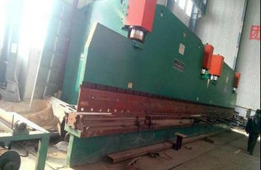 Mesin hidrolik Pipe Bending dengan 2 Set Sinkronisasi Bekerja Bersama CNC