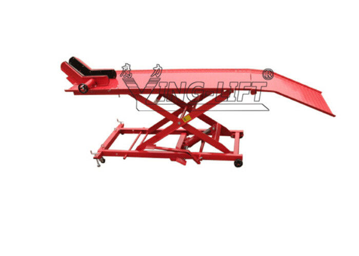 Air Hydraulic Red Lifting Tabel Peralatan dengan Bingkai Dukungan Dan 360kg ke 675kg Kapasitas